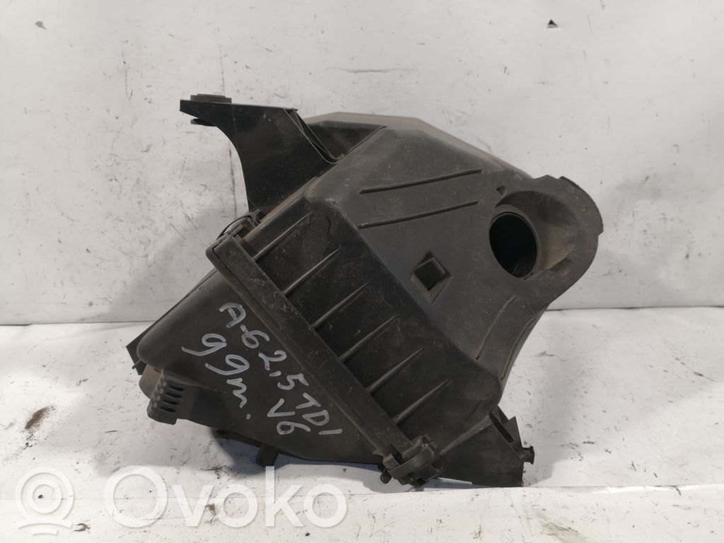 Audi A6 S6 C5 4B Luftfilterkasten 