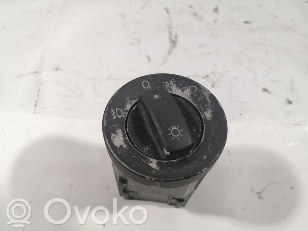 Audi A4 S4 B6 8E 8H Light switch 