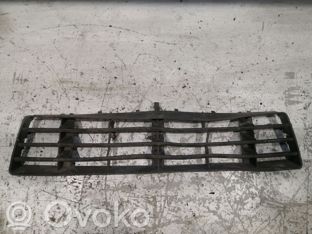 Audi A6 S6 C5 4B Unteres Gitter dreiteilig vorne 