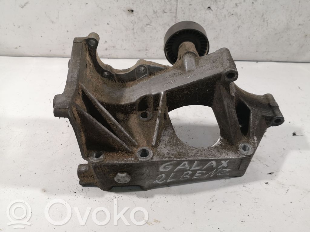 Ford Galaxy Generator/alternator bracket 