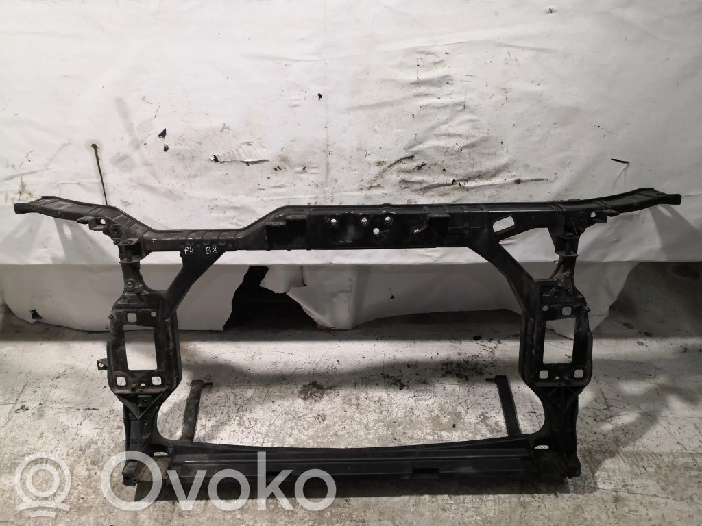 Audi A4 S4 B8 8K Radiatoru panelis 