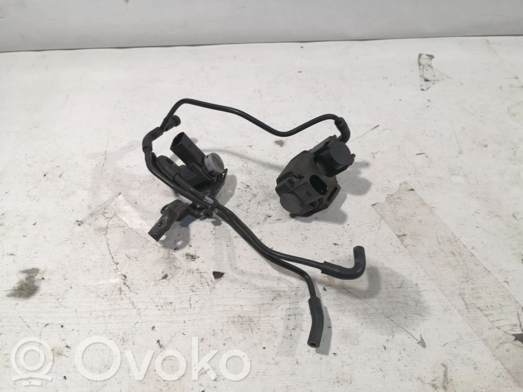 Audi A6 S6 C7 4G Vacuum valve 