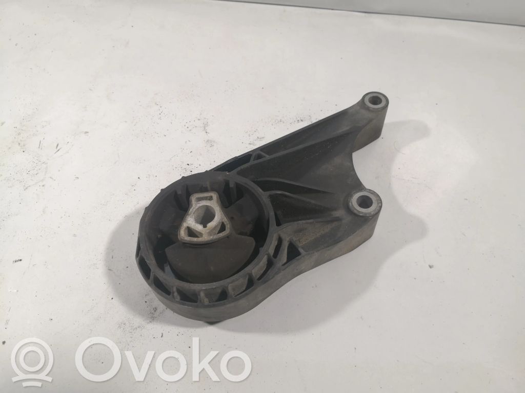 Engine mount bracket   13324496