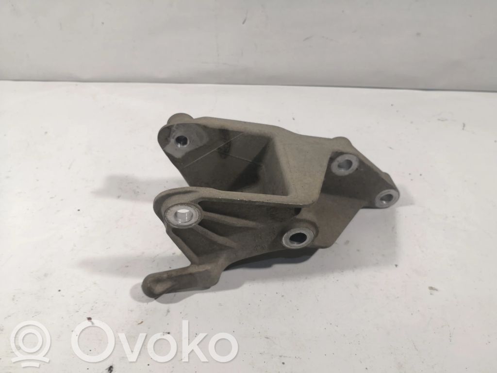 Opel Astra J Gearbox mounting bracket 