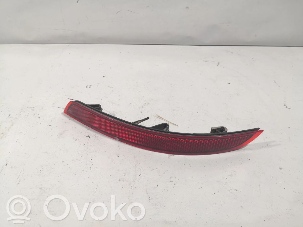 Opel Astra J Reflector de faros/luces traseros 