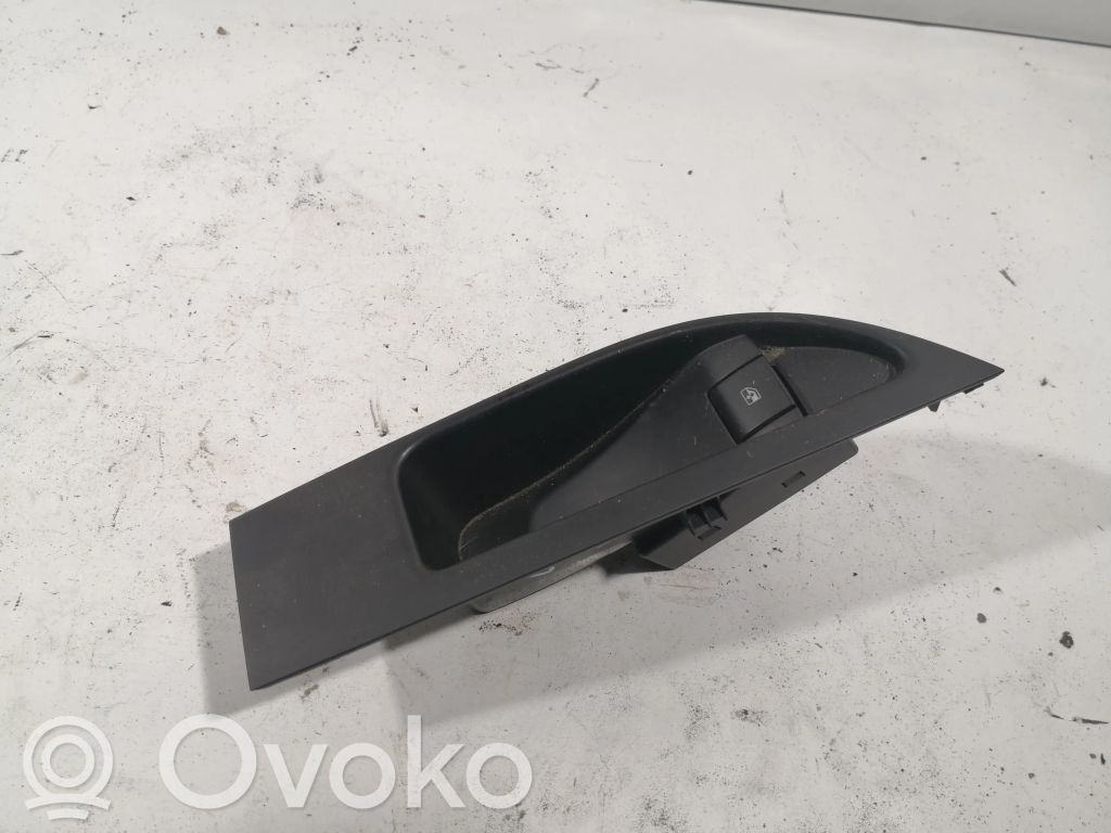 Opel Astra J Electric window control switch 