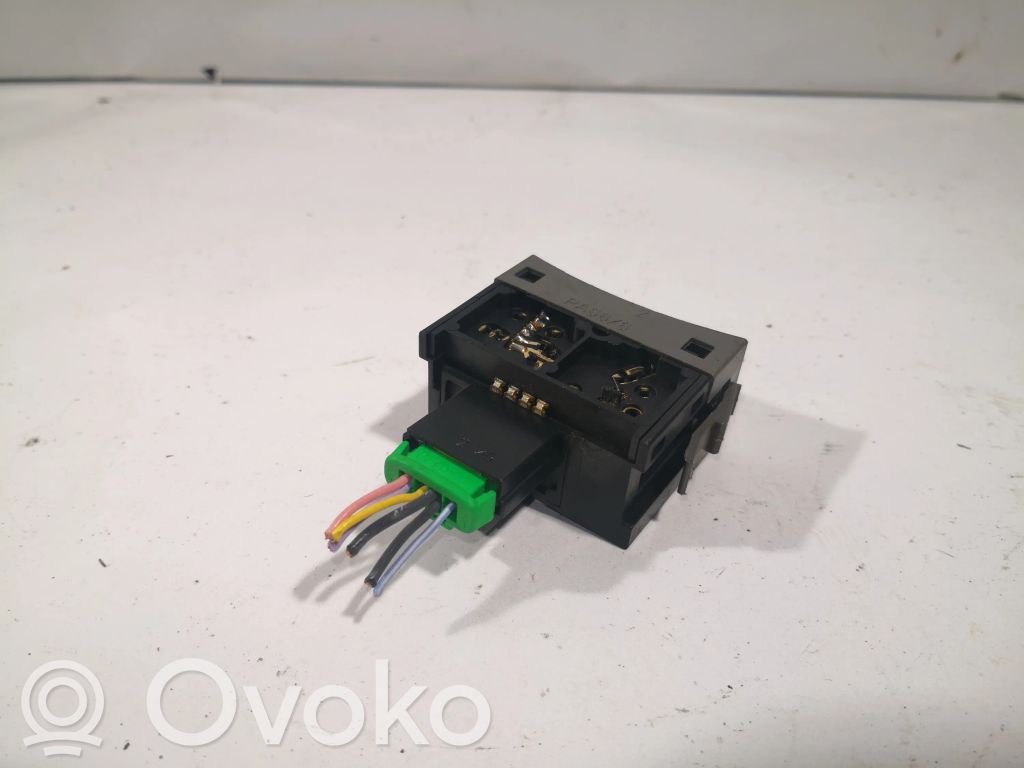 Renault Laguna II Lukturu augstuma regulēšanas slēdzis 