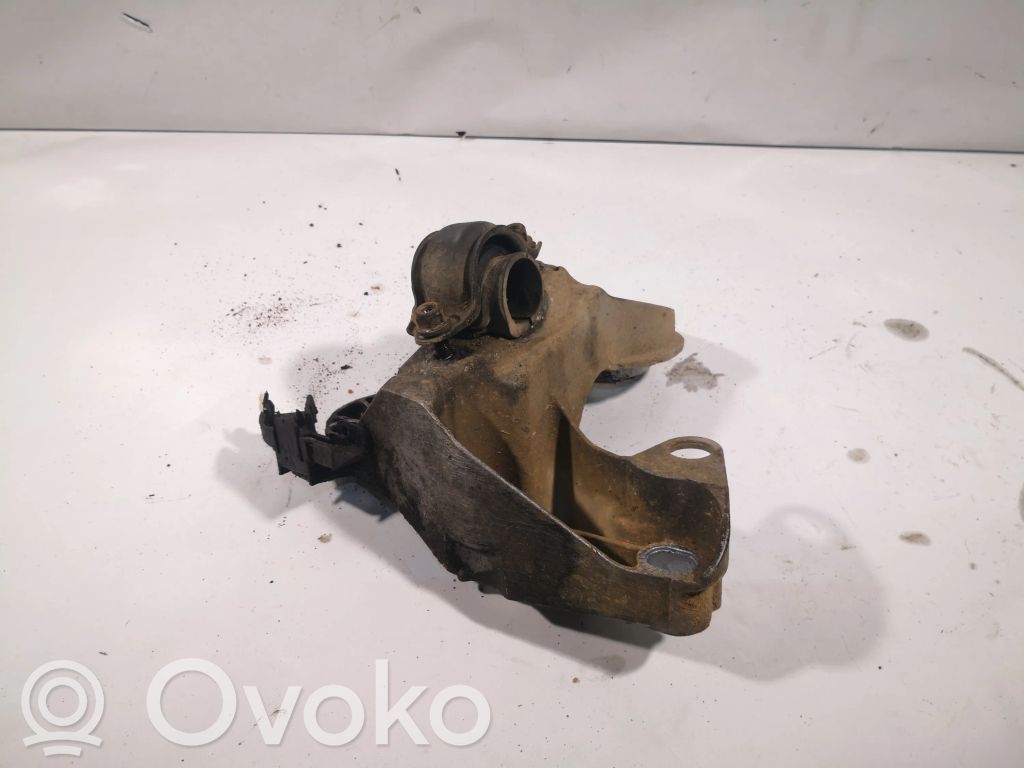 Audi A4 S4 B6 8E 8H Engine mounting bracket 