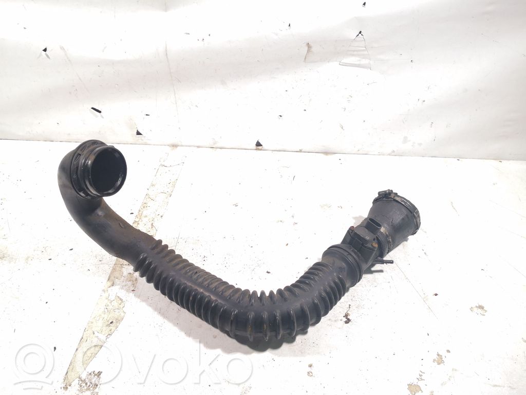 Opel Insignia A Intercooler hose/pipe 