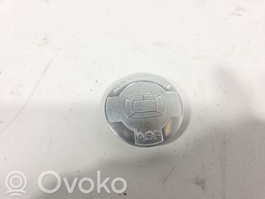 Audi A8 S8 D3 4E Ražotāja emblēma 
