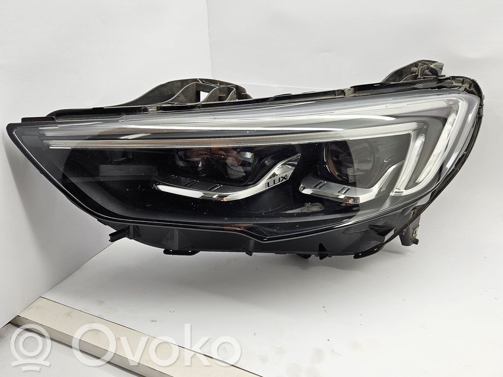 Scheinwerfer   39195645,300474909