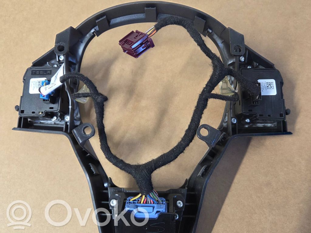 Tesla Model 3 Garniture de volant 