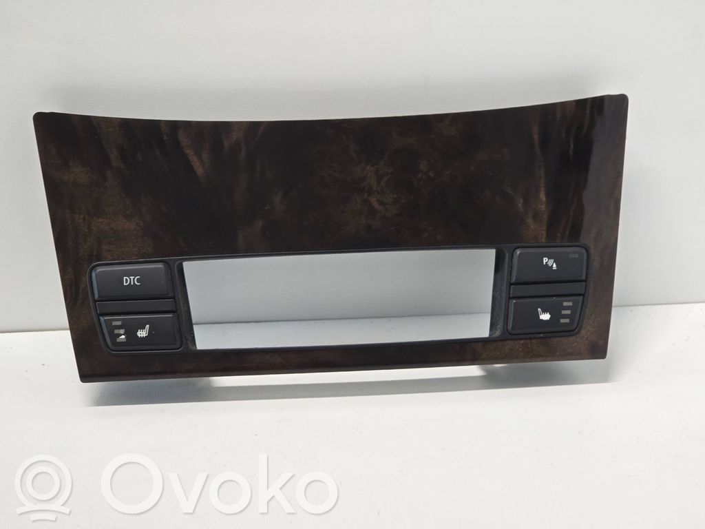 BMW 5 E60 E61 Panelės apdaila 