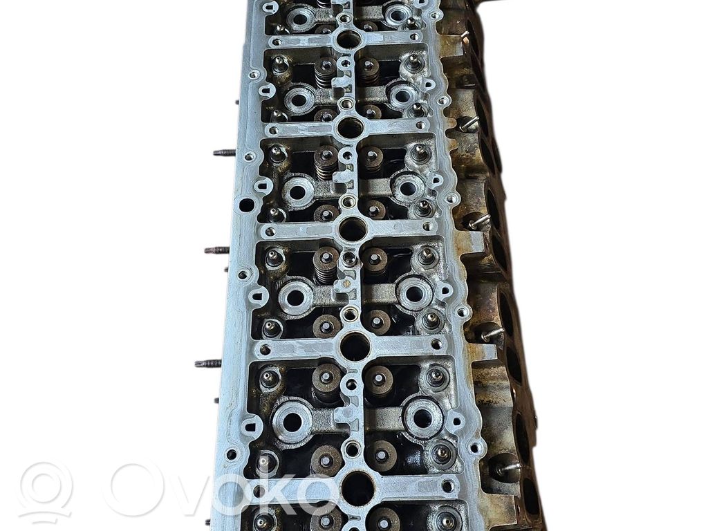BMW 5 F10 F11 Engine head 