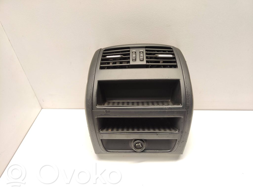 BMW 5 F10 F11 Panel gniazda zapalniczki tylnej tunelu środkowego 