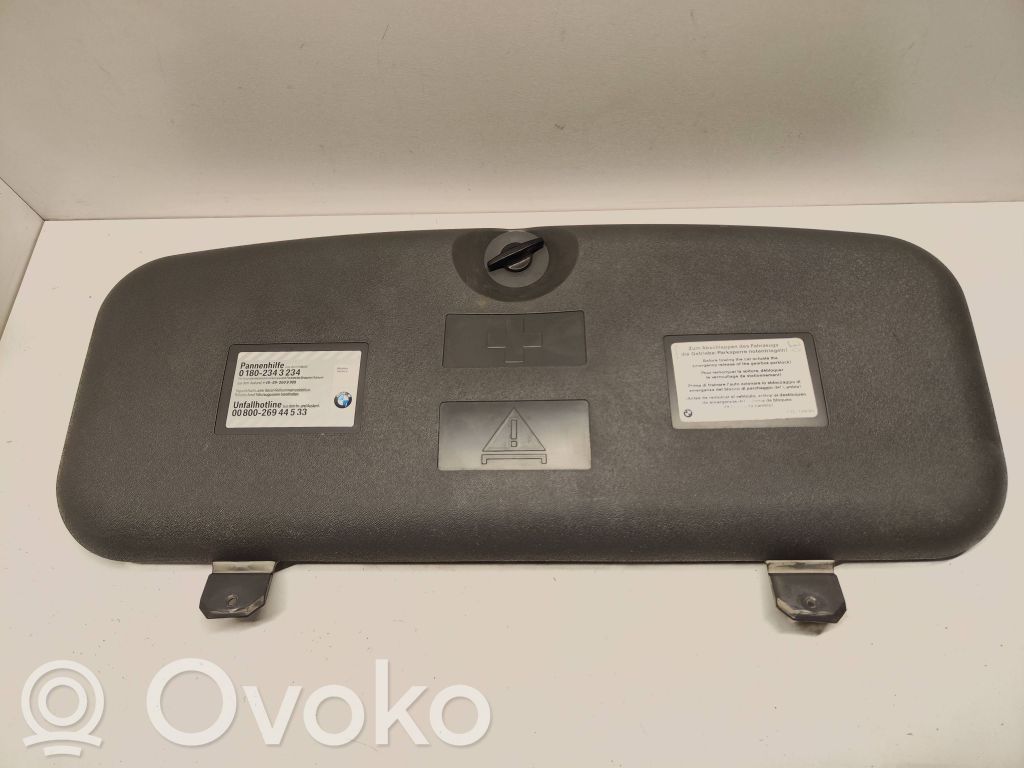 BMW 7 E65 E66 Tool box 