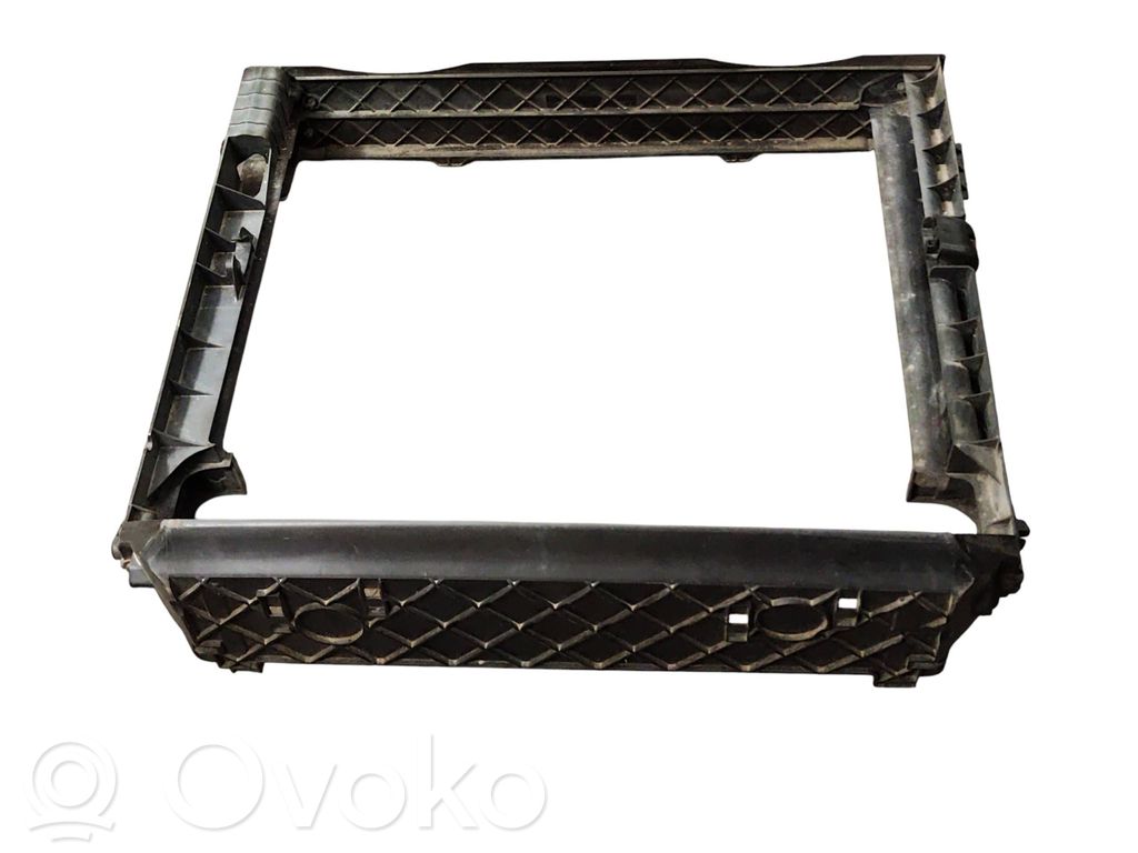 BMW X5 E70 Radiatoru panelis 