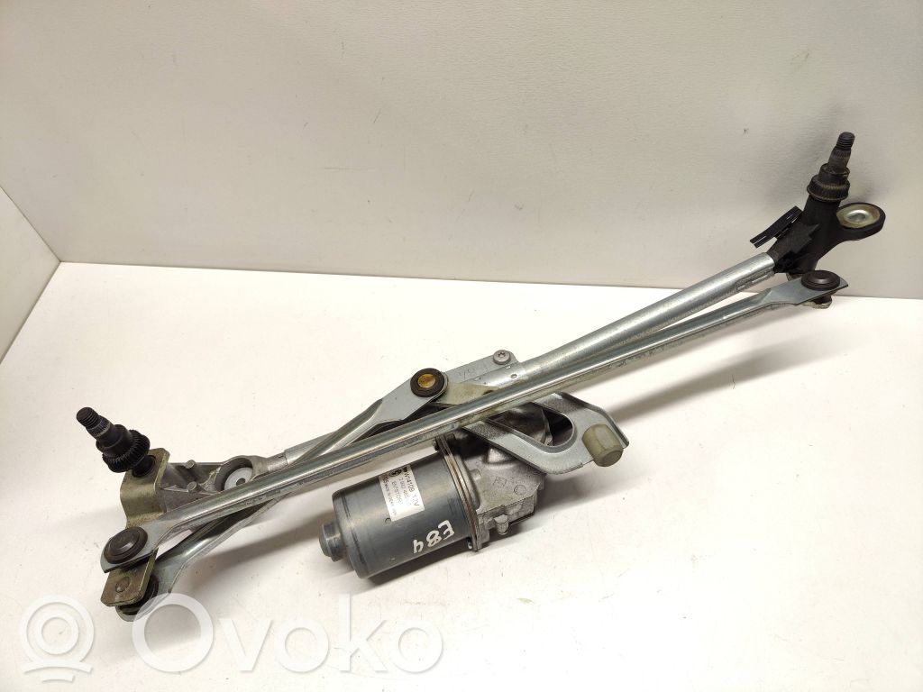 BMW X1 E84 Front wiper linkage and motor 