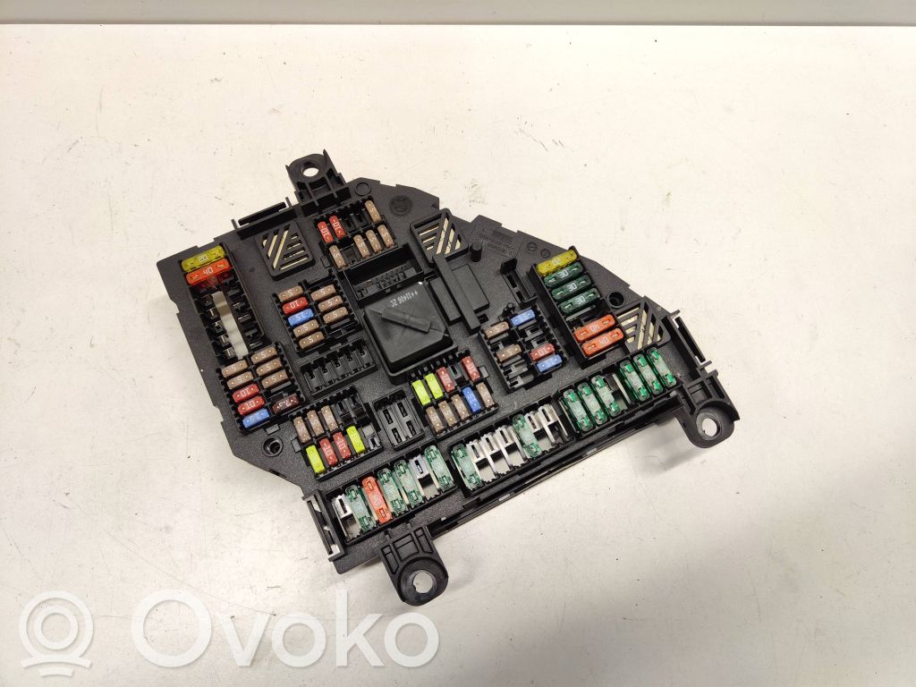 BMW 5 GT F07 Fuse module 