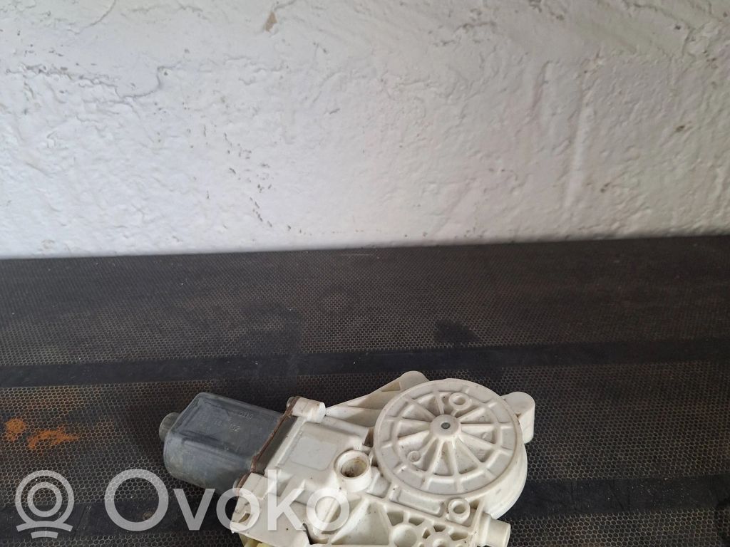 BMW 7 F01 F02 F03 F04 Silniczek podnoszenia szyby drzwi tylnych 