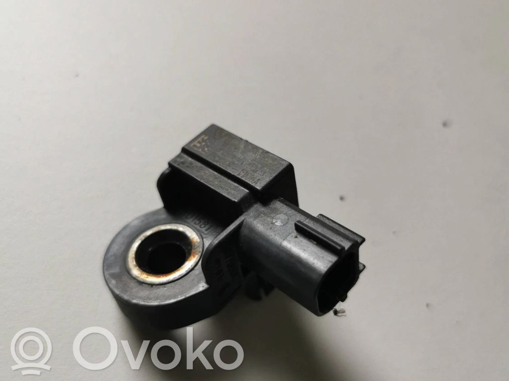 Volvo V40 Oro pagalvių smūgio daviklis 