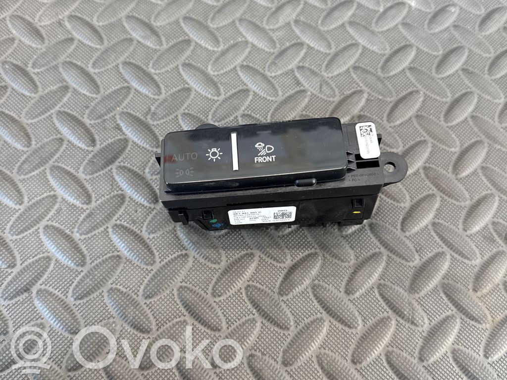 Audi Q7 4M Light switch 