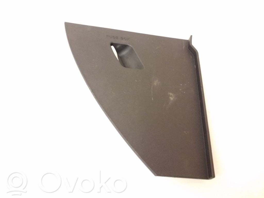 Mazda 5 Fuse box cover 