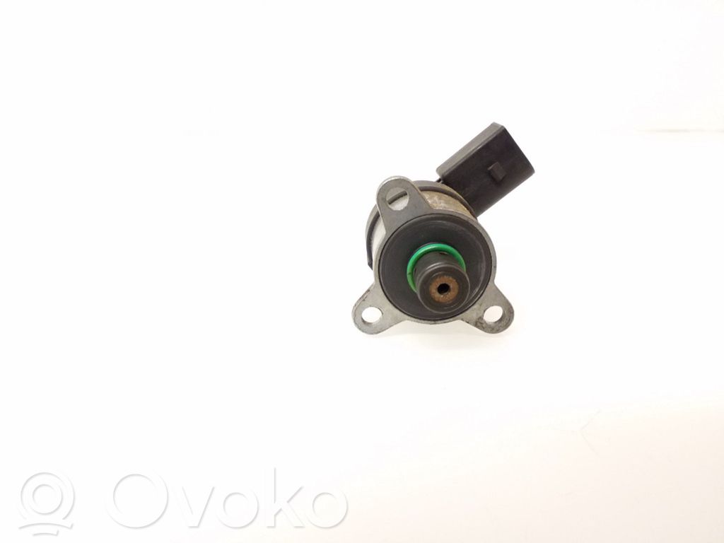 BMW X3 E83 Fuel pressure sensor 
