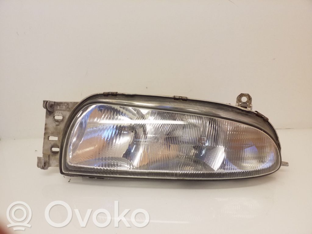 Ford Fiesta Headlight/headlamp 