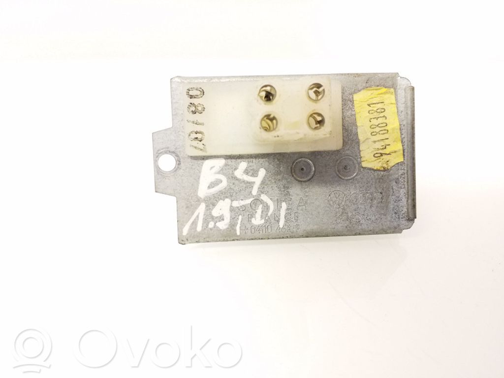Audi 80 90 S2 B4 Rezystor / Opornik dmuchawy nawiewu 