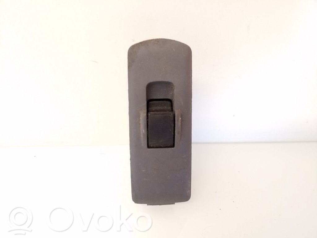 Mitsubishi Colt Electric window control switch 