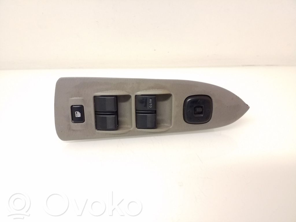 Electric window control switch   BL4C66350,C8HD162