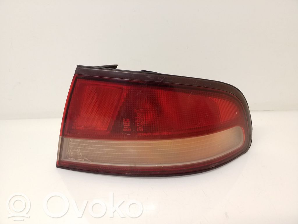 Mitsubishi Galant Задний фонарь в кузове 