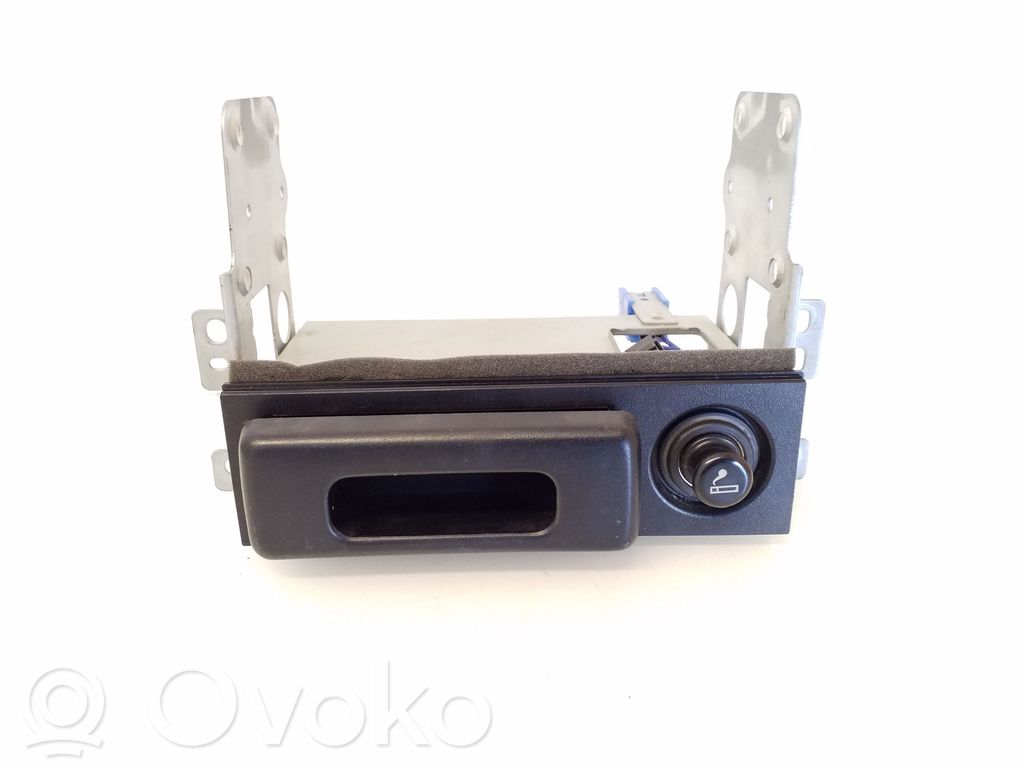 Nissan X-Trail T30 Ashtray (front) 