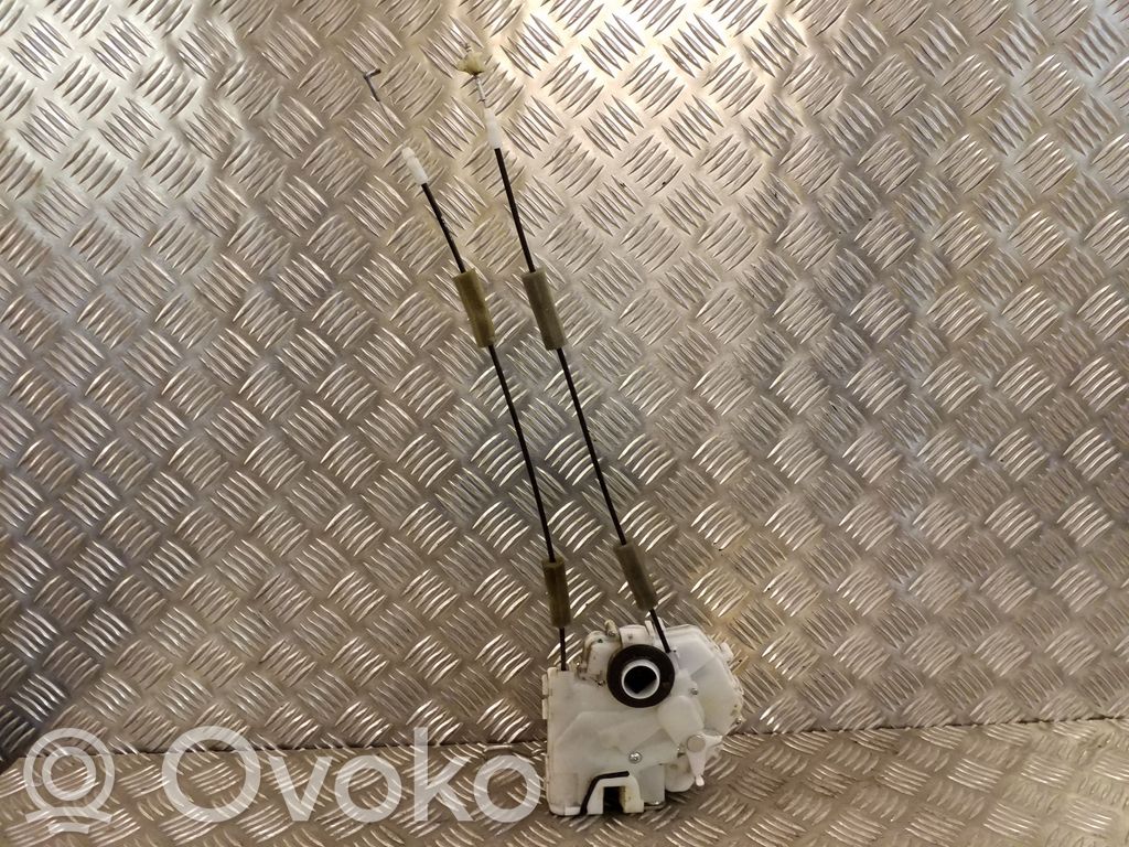 Honda FR-V Rear door lock 