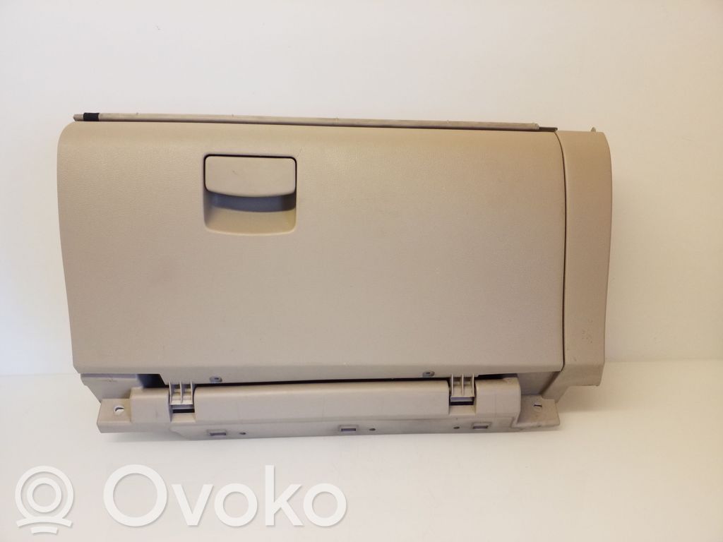 Subaru Outback (BS) Guantera 