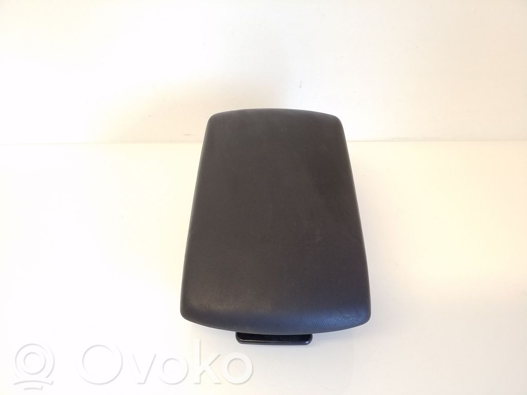 Mazda 3 I Armrest 