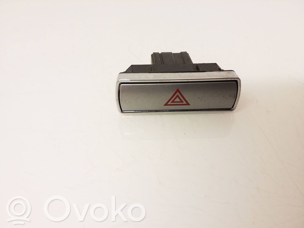 Ford Mondeo Mk III Hazard light switch 