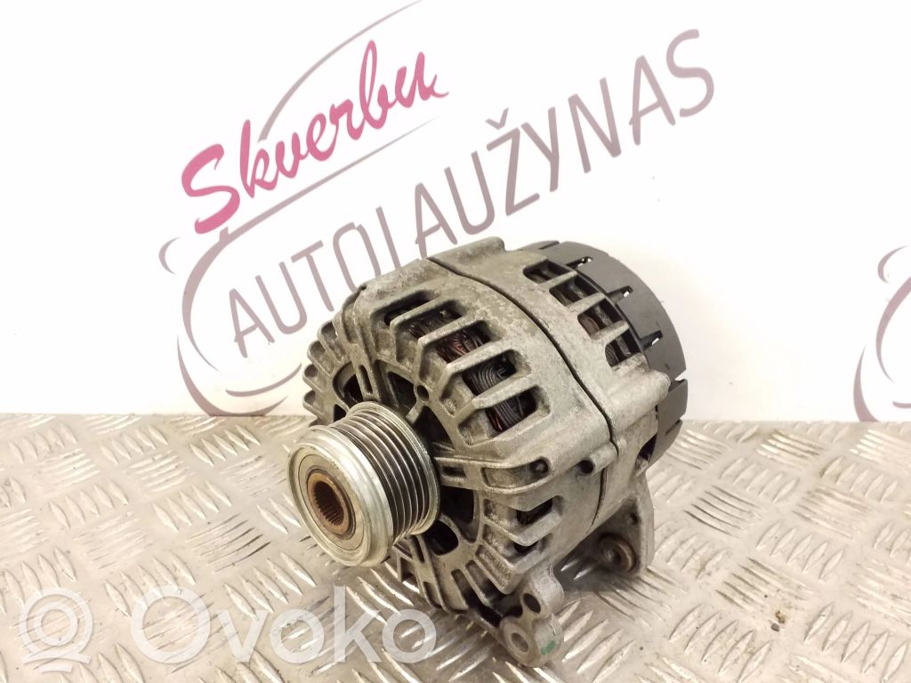 Audi A4 S4 B9 Generatorius 