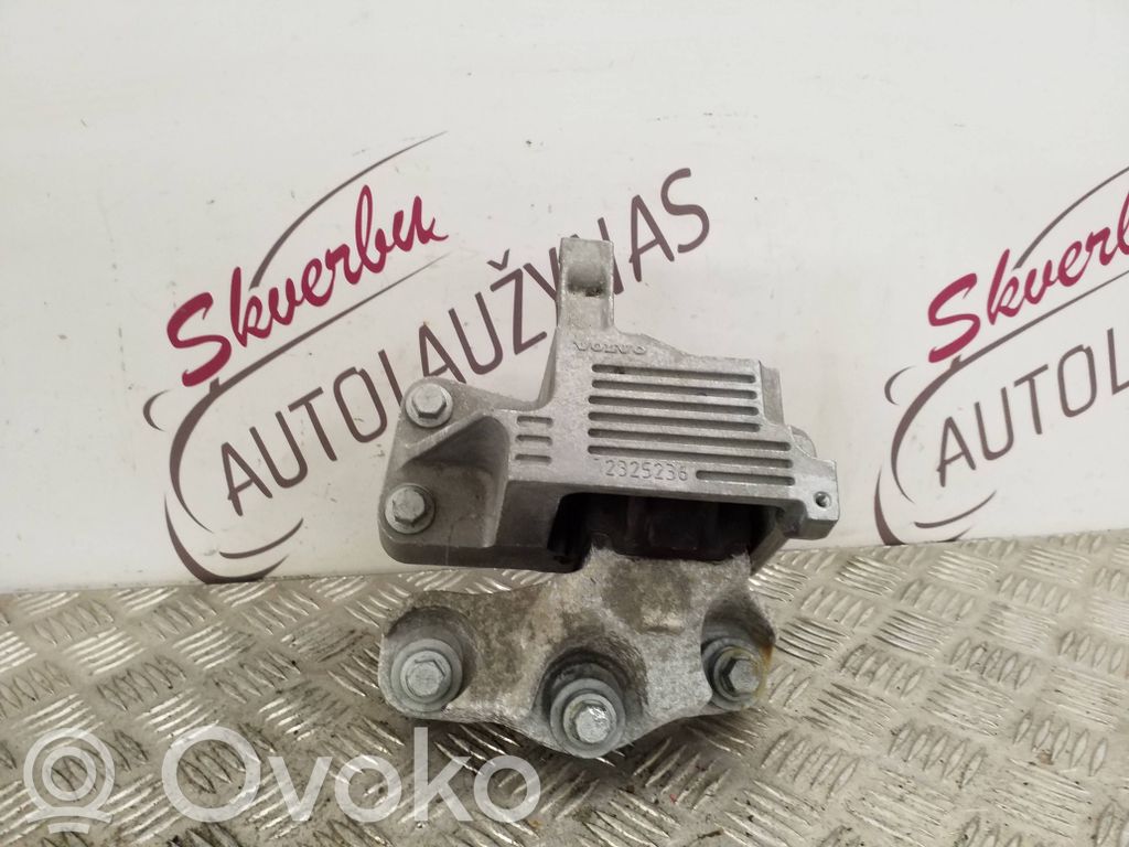 Volvo XC40 Gearbox mount 