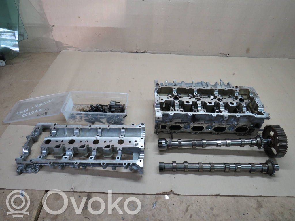 Ford Kuga II Engine head 