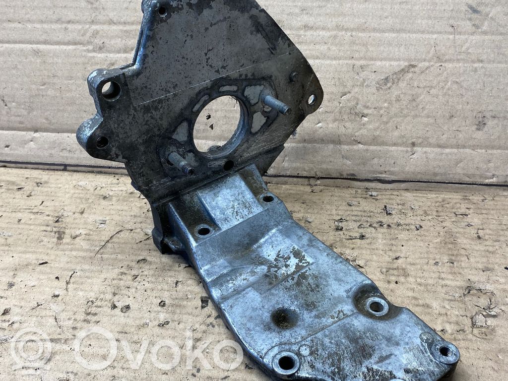 BMW 5 E34 Engine mounting bracket 