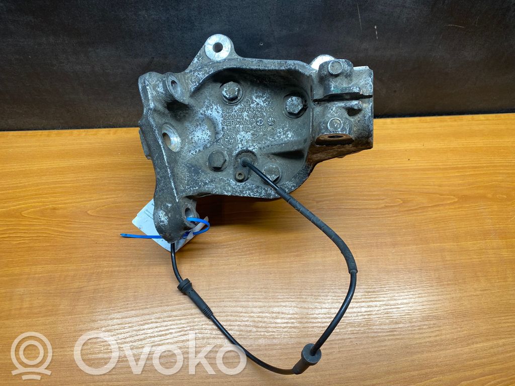 Front wheel hub   6764443,12201210,NAC42100