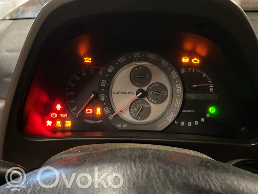 Lexus IS 200-300 Spidometrs (instrumentu panelī) 