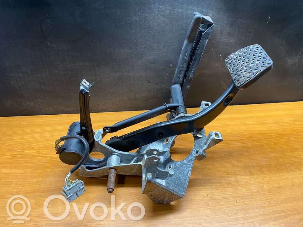 Pedal del acelerador   1162001,1162638
