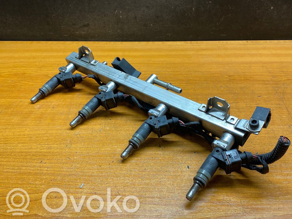 BMW 3 E46 Injector combustibil 