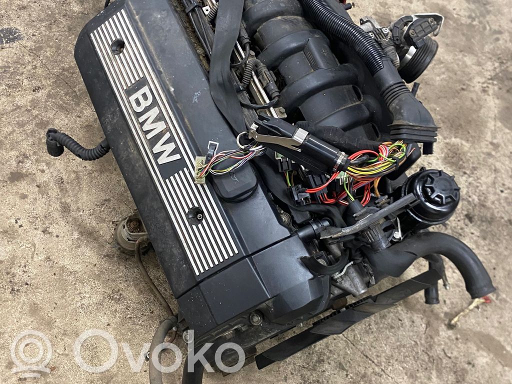 BMW 5 E39 Silnik 