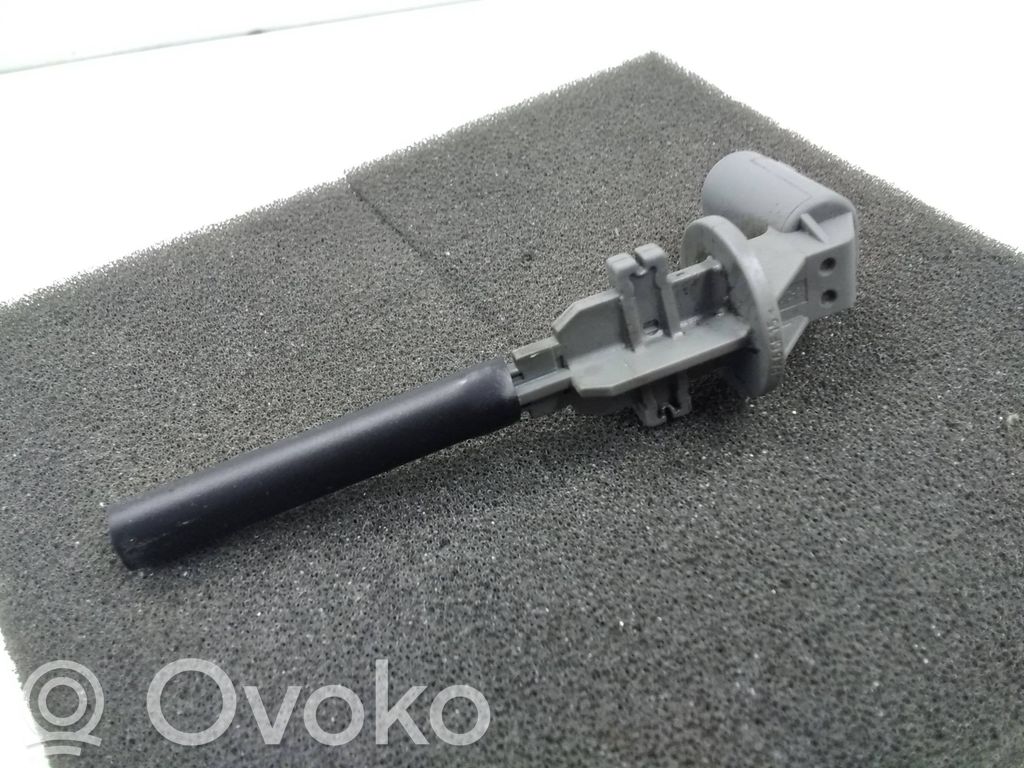 BMW X3 E83 Sensor de nivel del refrigerante 
