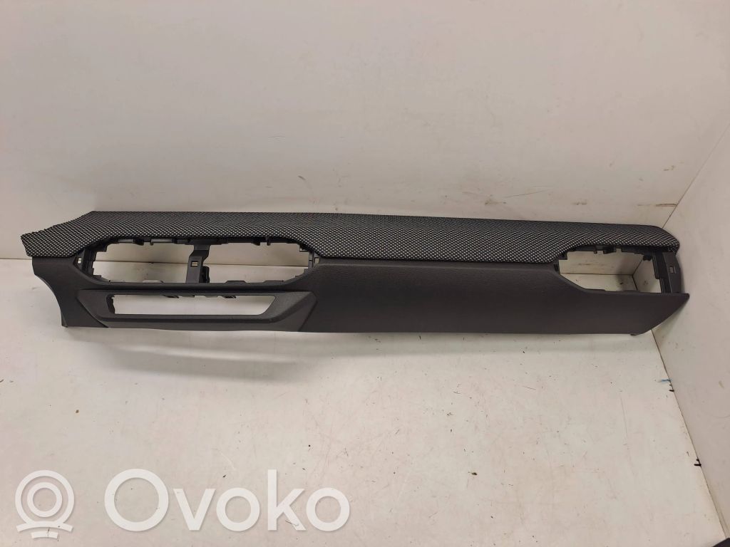 Dacia Sandero III Kojelaudan keskiverhoilu 
