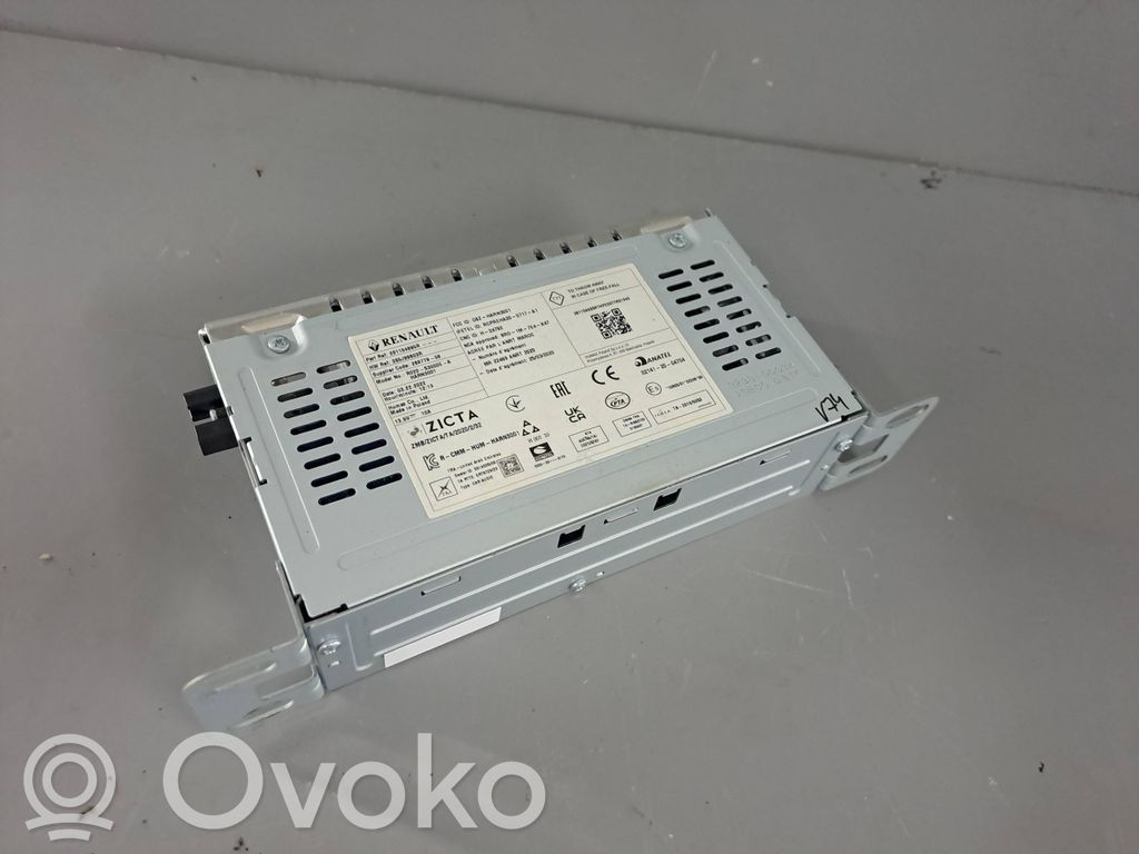 Dacia Sandero III Panel / Radioodtwarzacz CD/DVD/GPS 